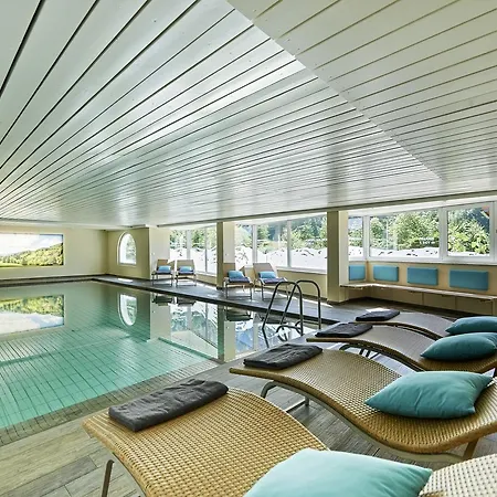 Bad Rain Hotel 4*